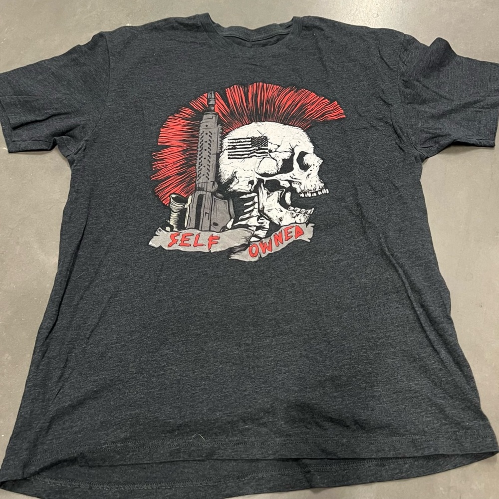 Rogue graphic tee